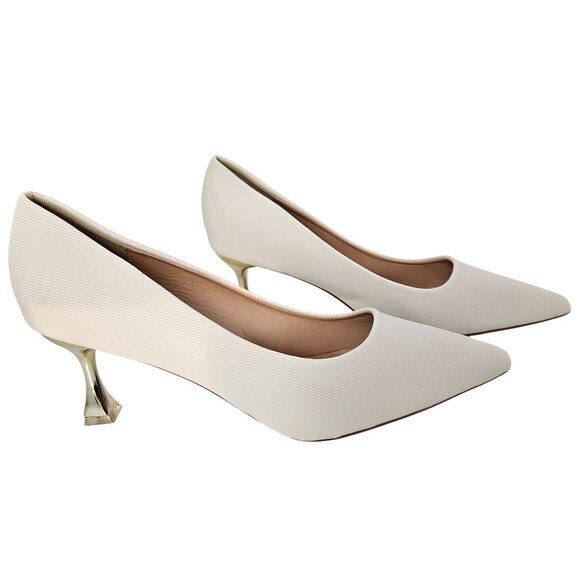 Elegant Womens Size 11 VenusCelia Pointed Toe Pumps Stiletto Gold Curved Heels - Picture 3 of 12